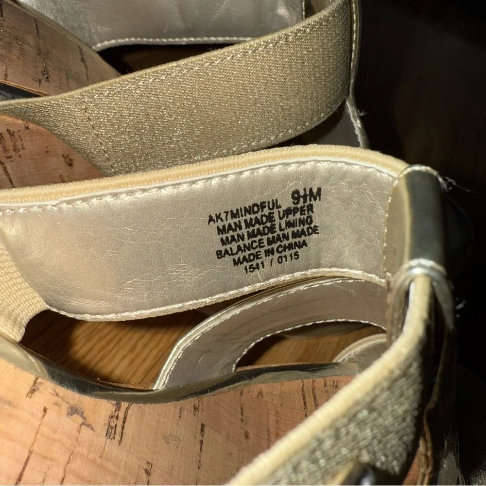 Anne Klein Sport Gold Metallic Cork Wedge‎ Sandals sz 9.5